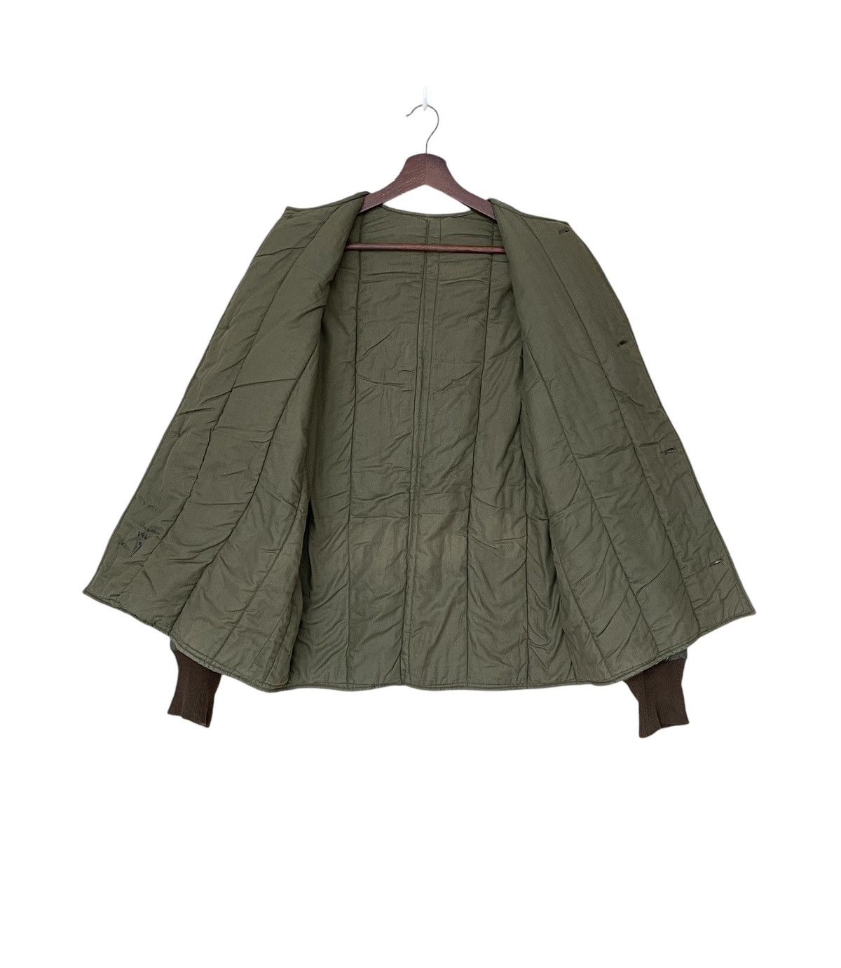 Vintage Vintage Military Puffer Jacket 1960s Size US M / EU 48-50 / 2 - 5 Thumbnail
