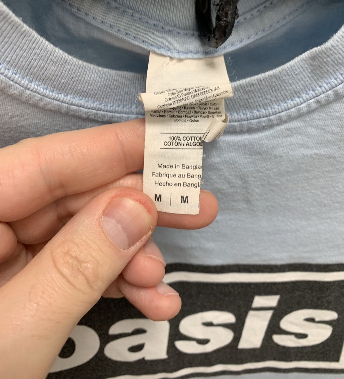 Band Tees Oasis vintage rock t-shirt M sz box logo Size US M / EU 48-50 / 2 - 3 Thumbnail