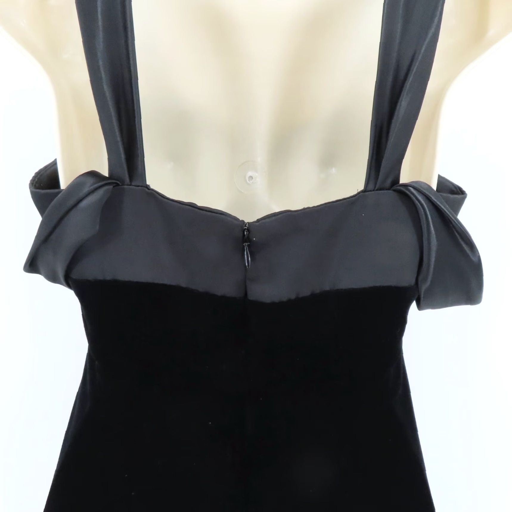 Velvet VINTAGE Whim Womens 6 Black Velvet Off Shoulder Satin Bow Ruched Front Cocktail Dress - Velvet Dress, Bow, Midi, Black, Womens, Size 6 Size M / US 6-8 / IT 42-44 - 6 Thumbnail