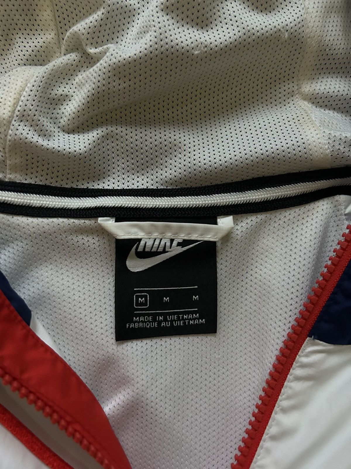 Nike Nike PSG Windrunner Jacket (2018) Size US M / EU 48-50 / 2 - 3 Thumbnail