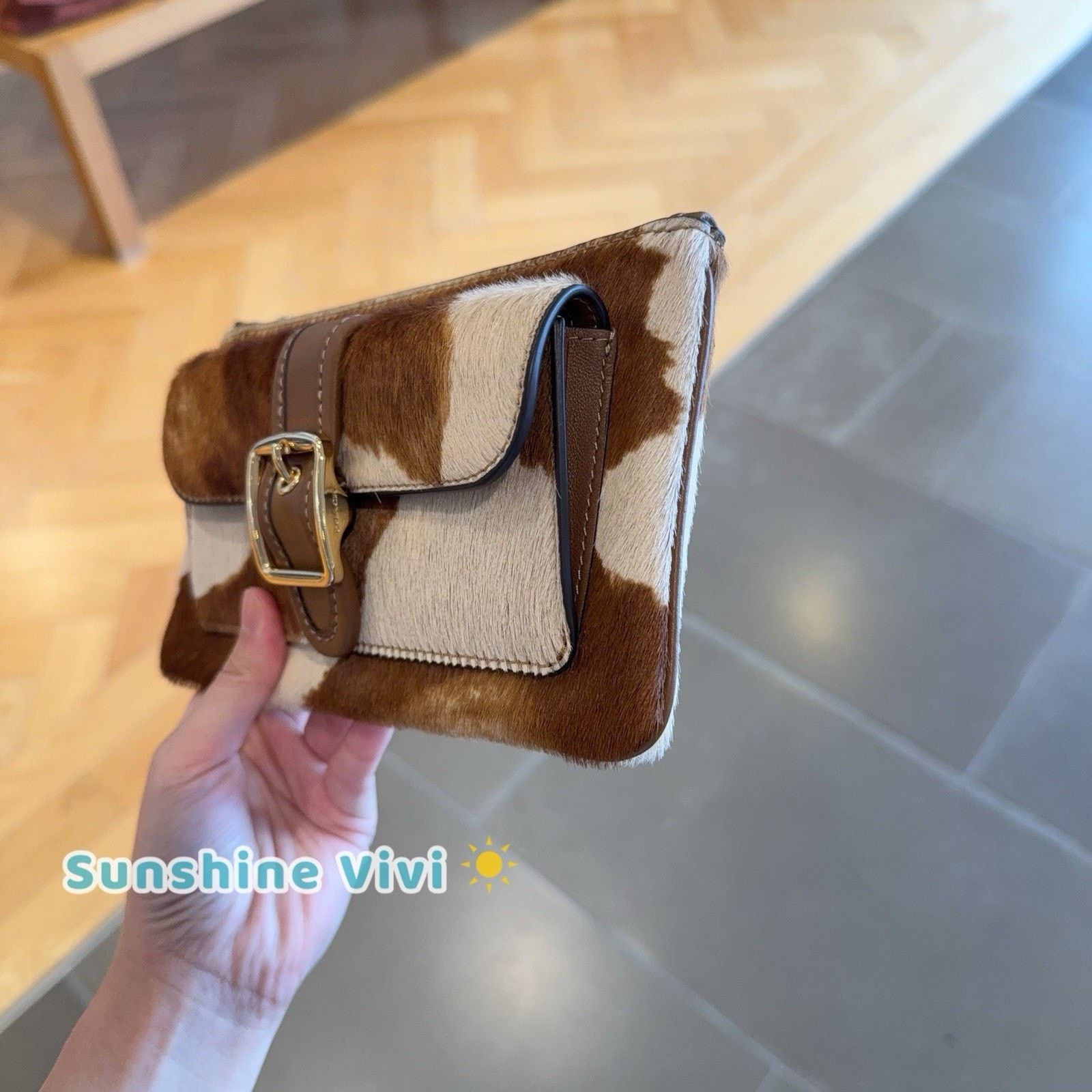 Coach NWT Coach Ashton Wristlet Haircalf Cow CDY07 Gold/Cow Size ONE SIZE - 2 Thumbnail