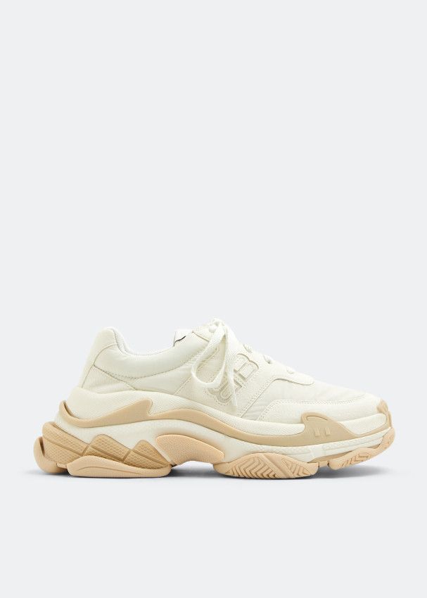 o1bcso1str1224 Triple S 'Eggshell Sneakers in Sand Beige