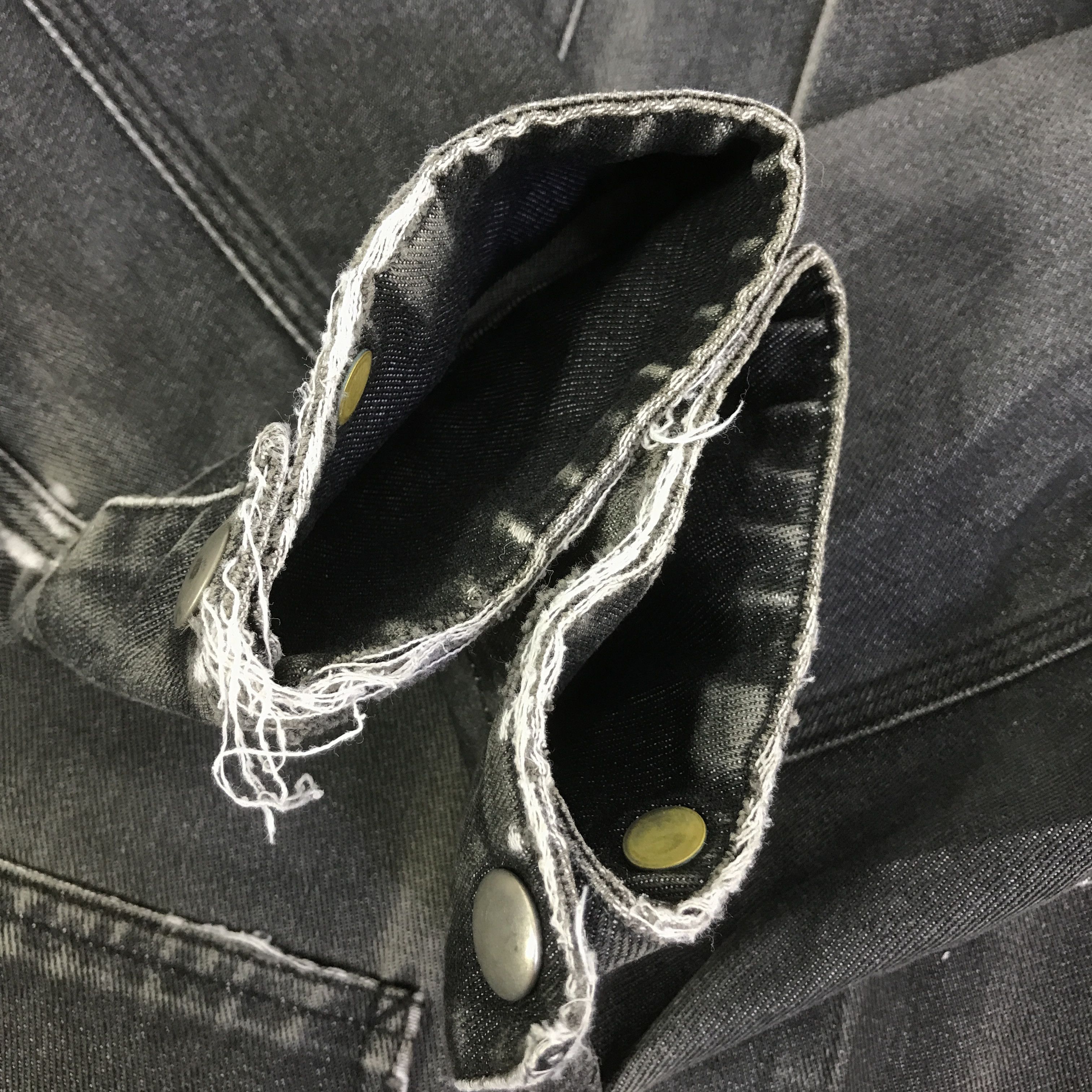 A.P.C. A.P.C Black Faded Denim Button Jacket K115B12 Size US L / EU 52-54 / 3 - 11 Thumbnail