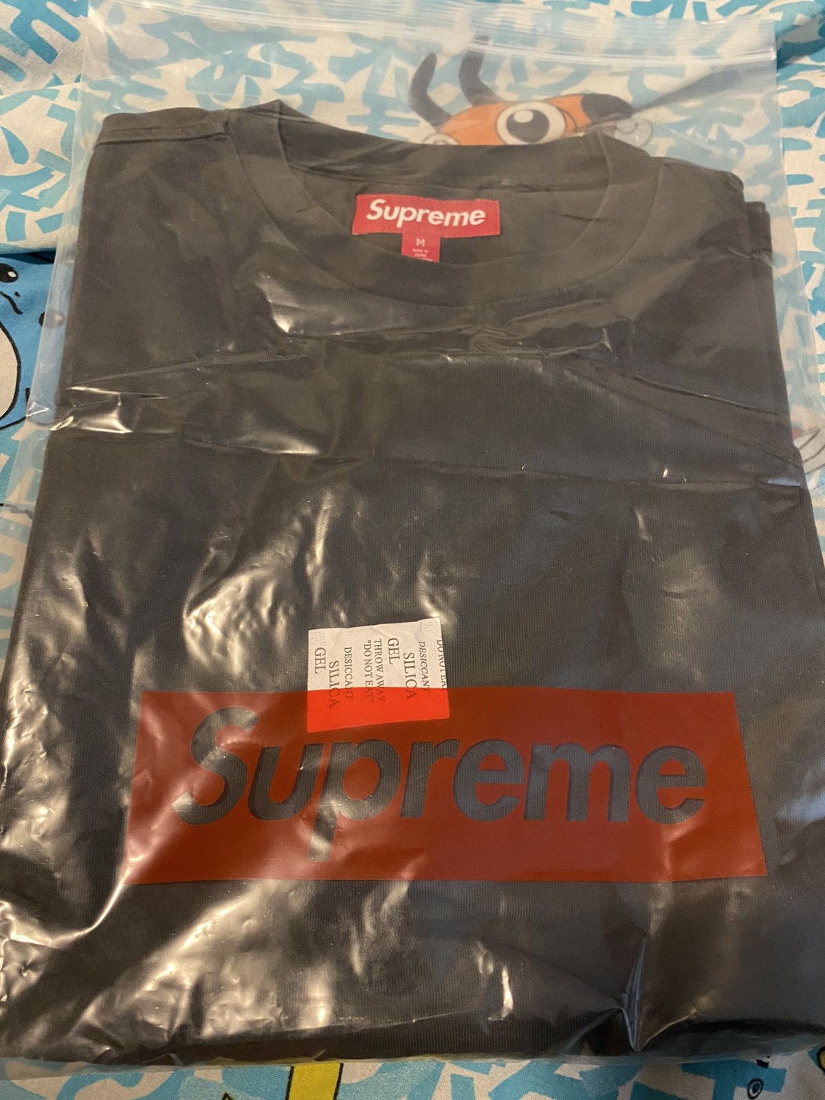 Supreme Supreme Cracked Back Arc S/S Top Black Size Medium Size US M / EU 48-50 / 2 - 4 Thumbnail