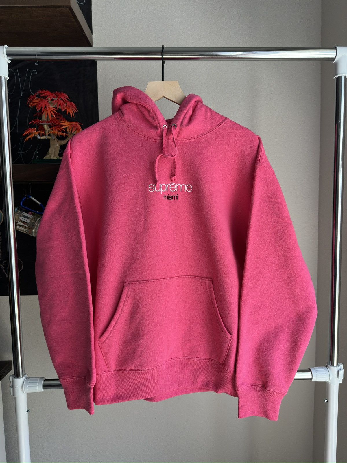 Supreme Classic Logo Miami Shop Exclusive Hoodie Size US M / EU 48-50 / 2 - 1 Thumbnail