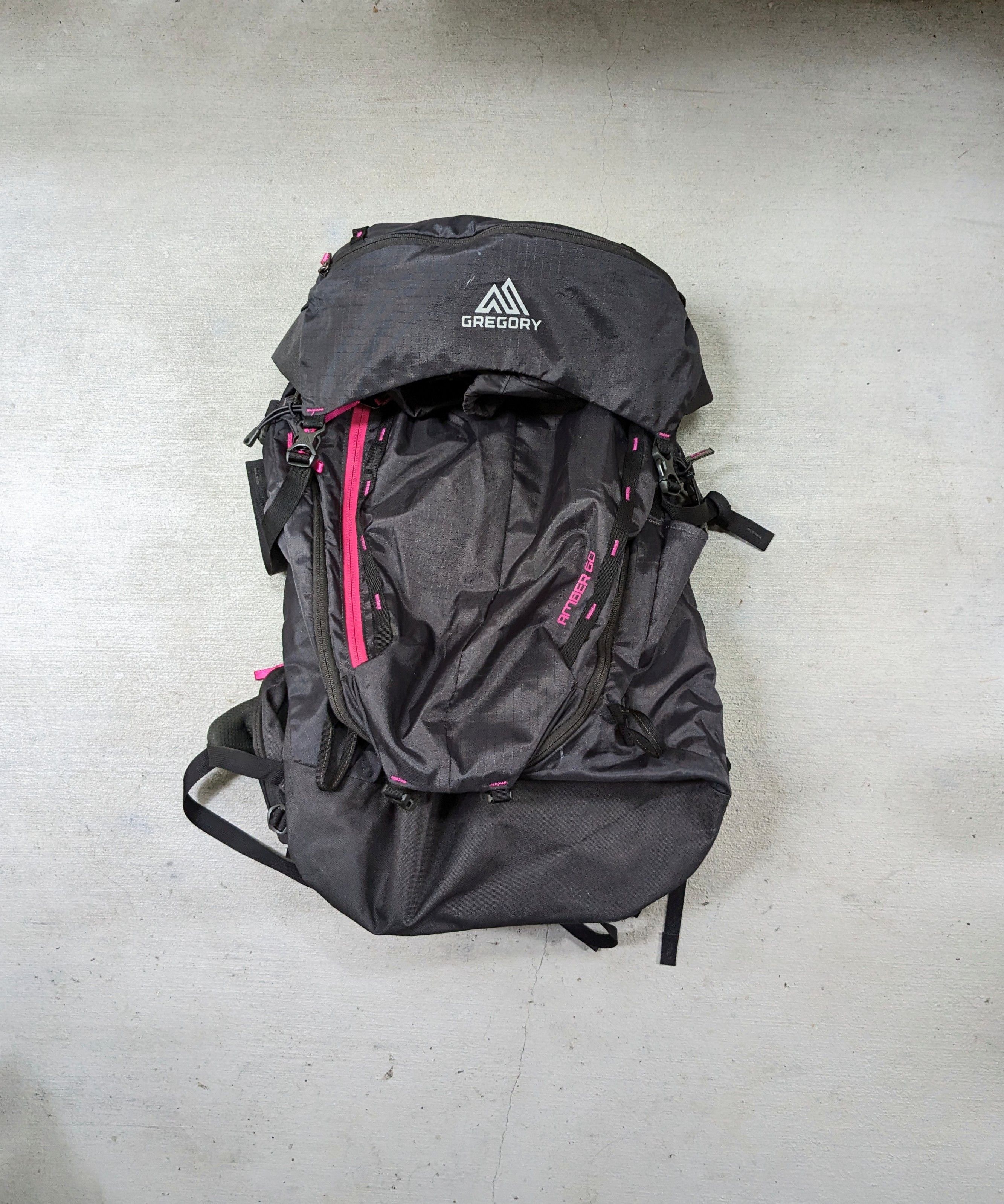 image of Gregory Amber 60L Hiking Backpack Gray Pink Zip, Men's