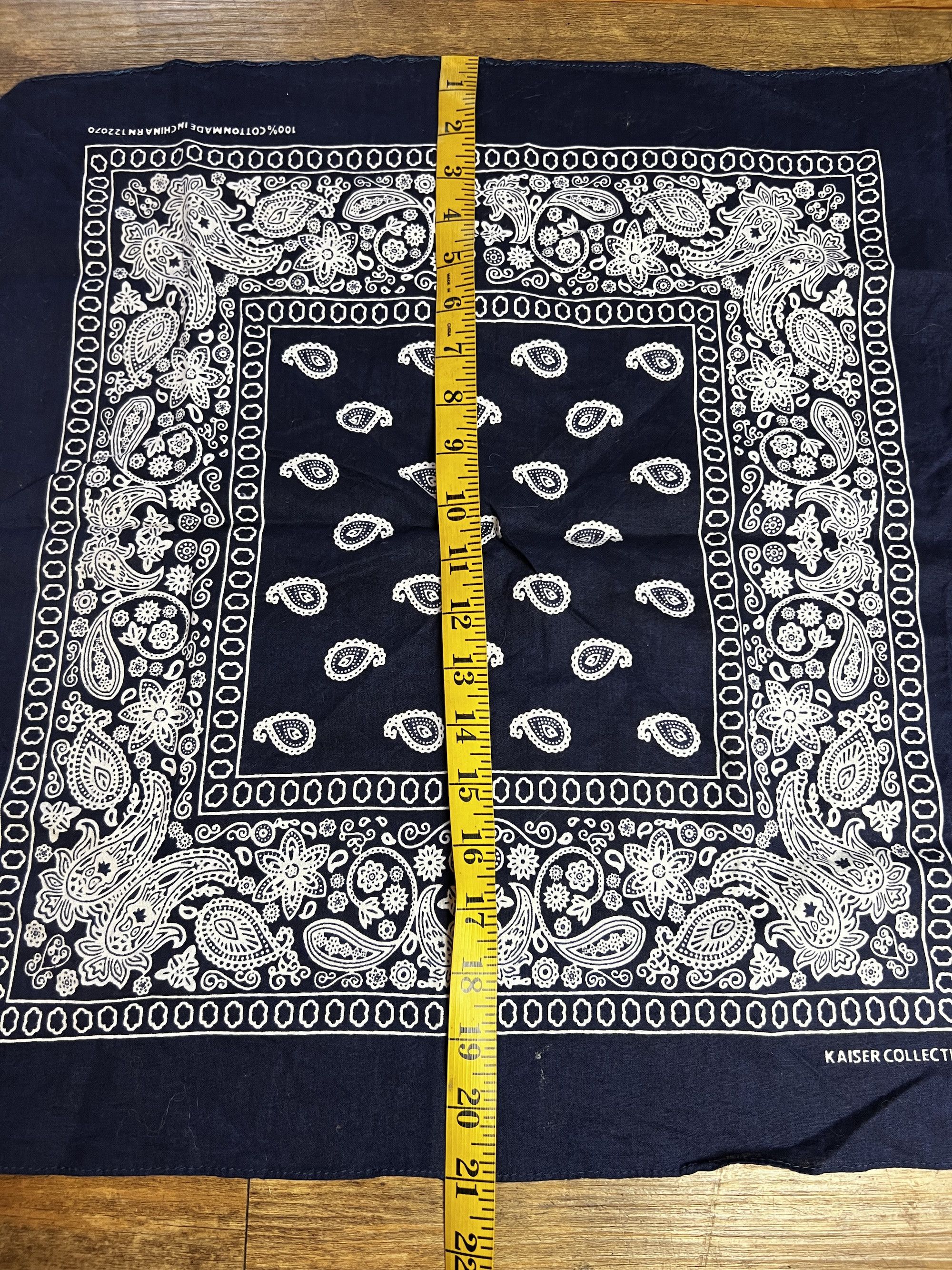 Vintage Vintage Kaiser Collection Dark Blue Paisley Bandana RN122070 Size ONE SIZE - 7 Thumbnail