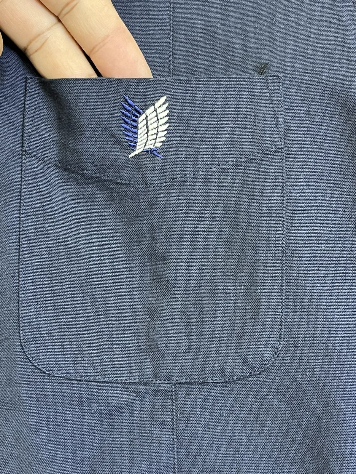 Anime Anime ATTACK ON TITAN-jean kirstein logo button ups shirts Size US M / EU 48-50 / 2 - 6 Thumbnail
