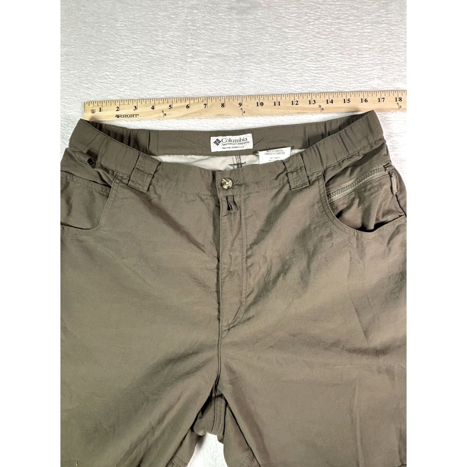 Vintage Columbia Men’s Hiking Pants GRT Packable Cargo Packable Cargo Pants Outdoor Mens L Gray Cargo Pocket Breathable Stretch Convertible Regular Size US 33 - 5 Thumbnail