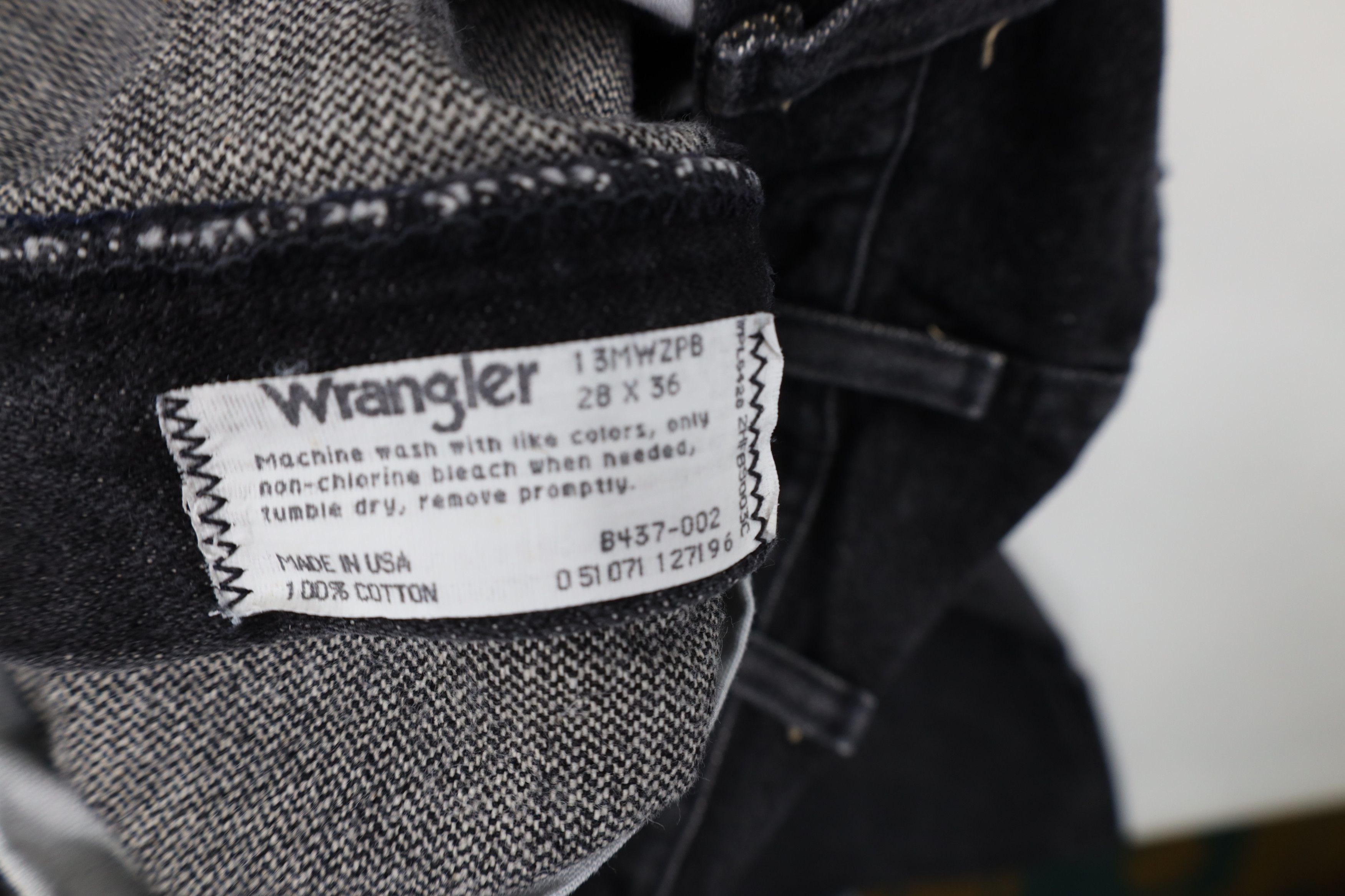 Wrangler Vintage 80s 90s Wrangler Straight Leg Jeans Black USA Size US 28 / EU 44 - 9 Thumbnail