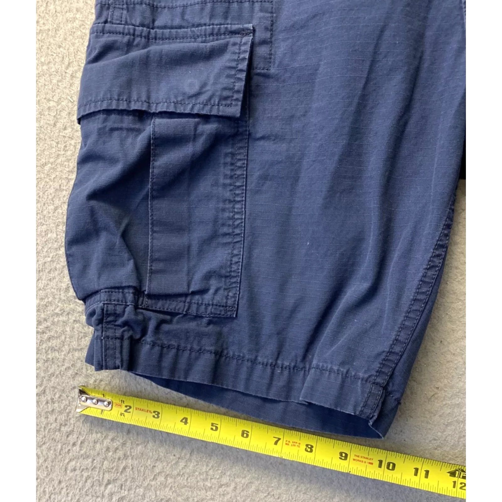 Levi's Levi's Cargo Shorts Men Size 33 Navy Blue Workwear Pockets 90s Size US 33 - 5 Thumbnail