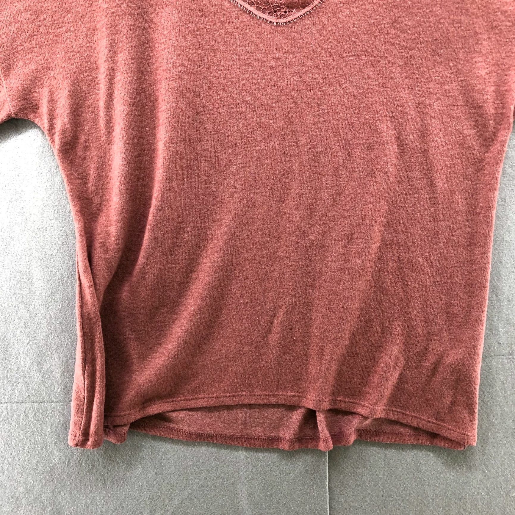 Soft Surroundings Soft Surroundings Sweater Womens M Rose Pink V-Neck Lace Trim Tight Knit Size M / US 6-8 / IT 42-44 - 4 Thumbnail