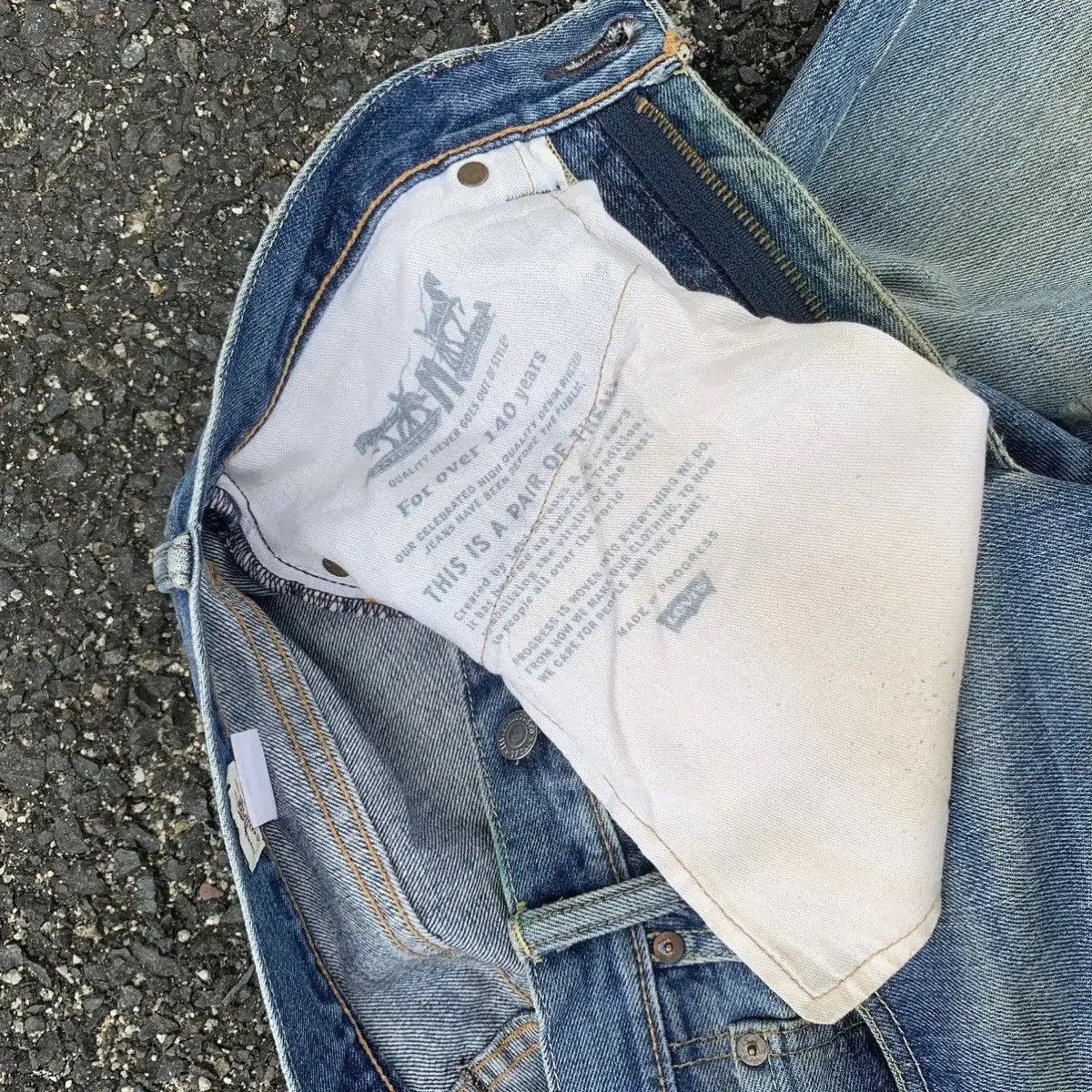 Levi's Vintage Levi’s 505 jeans Levis White Oak Cone Denim Pants Size US 33 - 11 Thumbnail