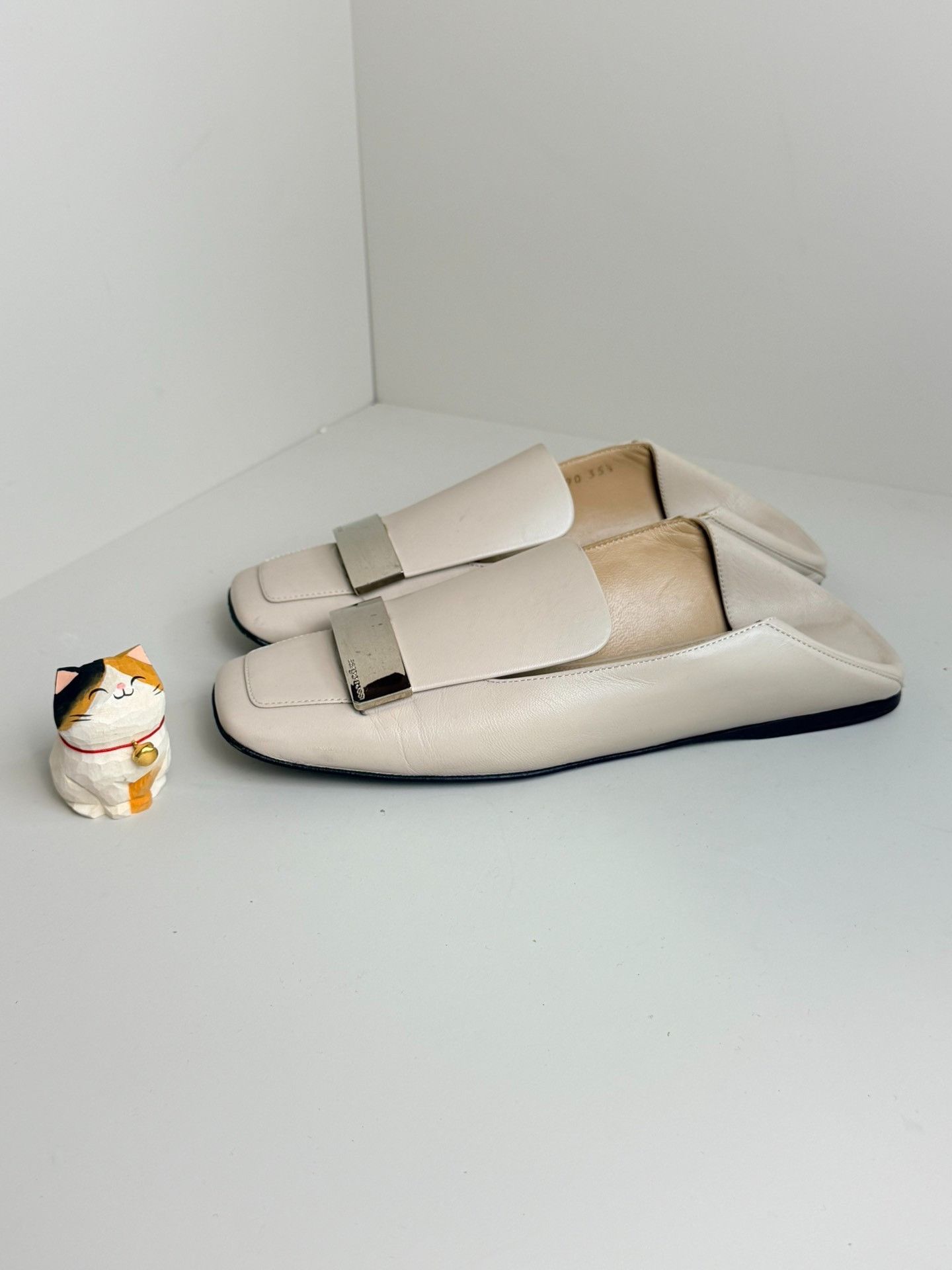 Sergio Rossi Sergio Rossi Leather Lowtop Sneakers us_5-5 Women Size US 5.5 / IT 35.5 - 1 Thumbnail