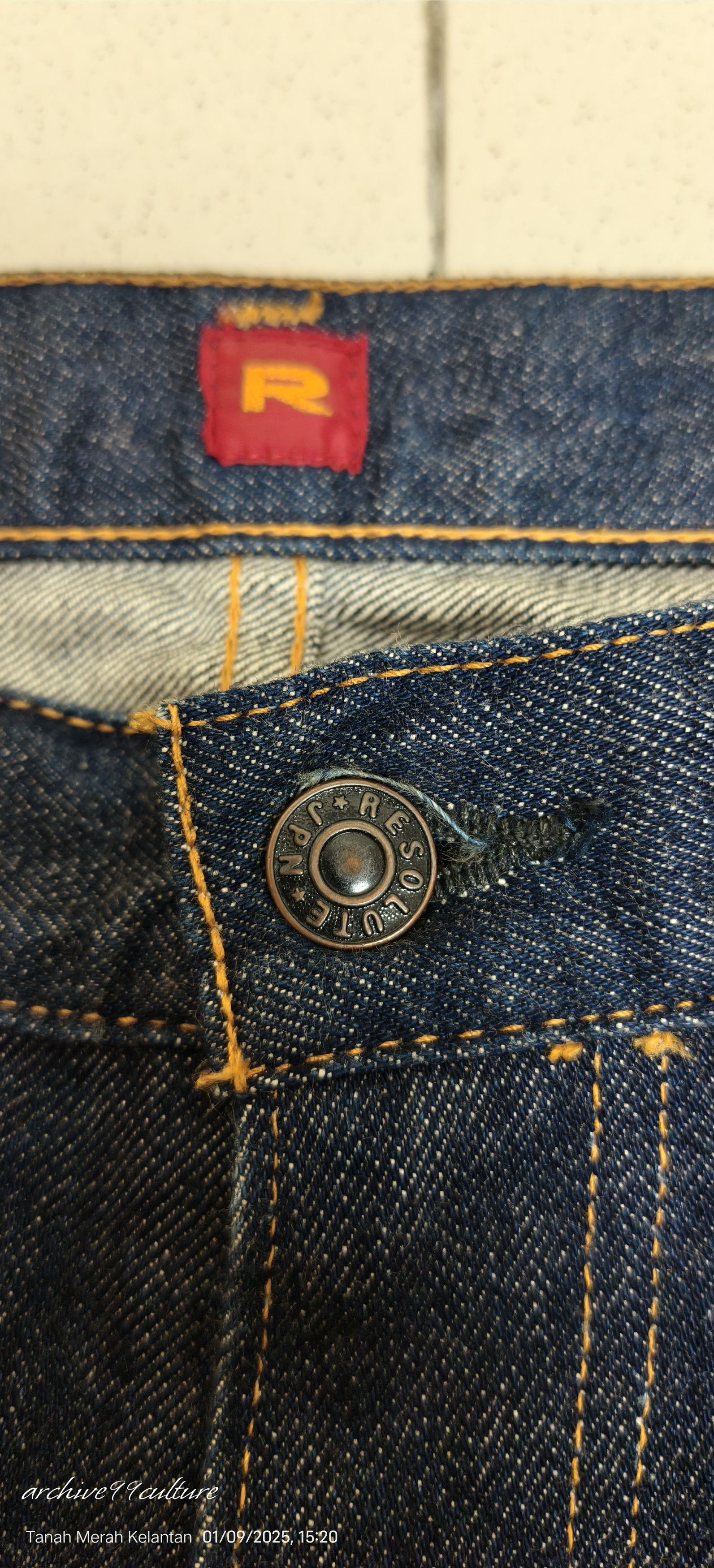 RESOLUTE RESOLUTE JAPAN JEANS SEVEDGE button No 10 Size US 30 / EU 46 - 12 Thumbnail