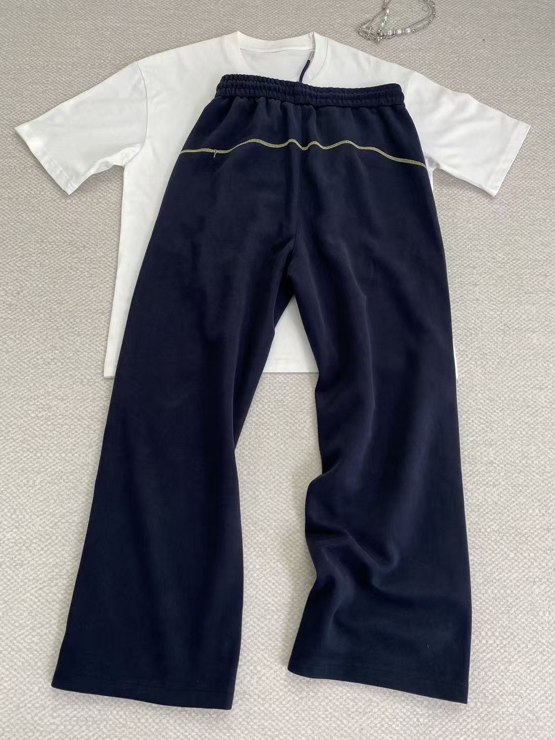 Vintage Navy Contrast Stitch Wide-Leg Sweatpants Size US 32 / EU 48 - 4 Thumbnail