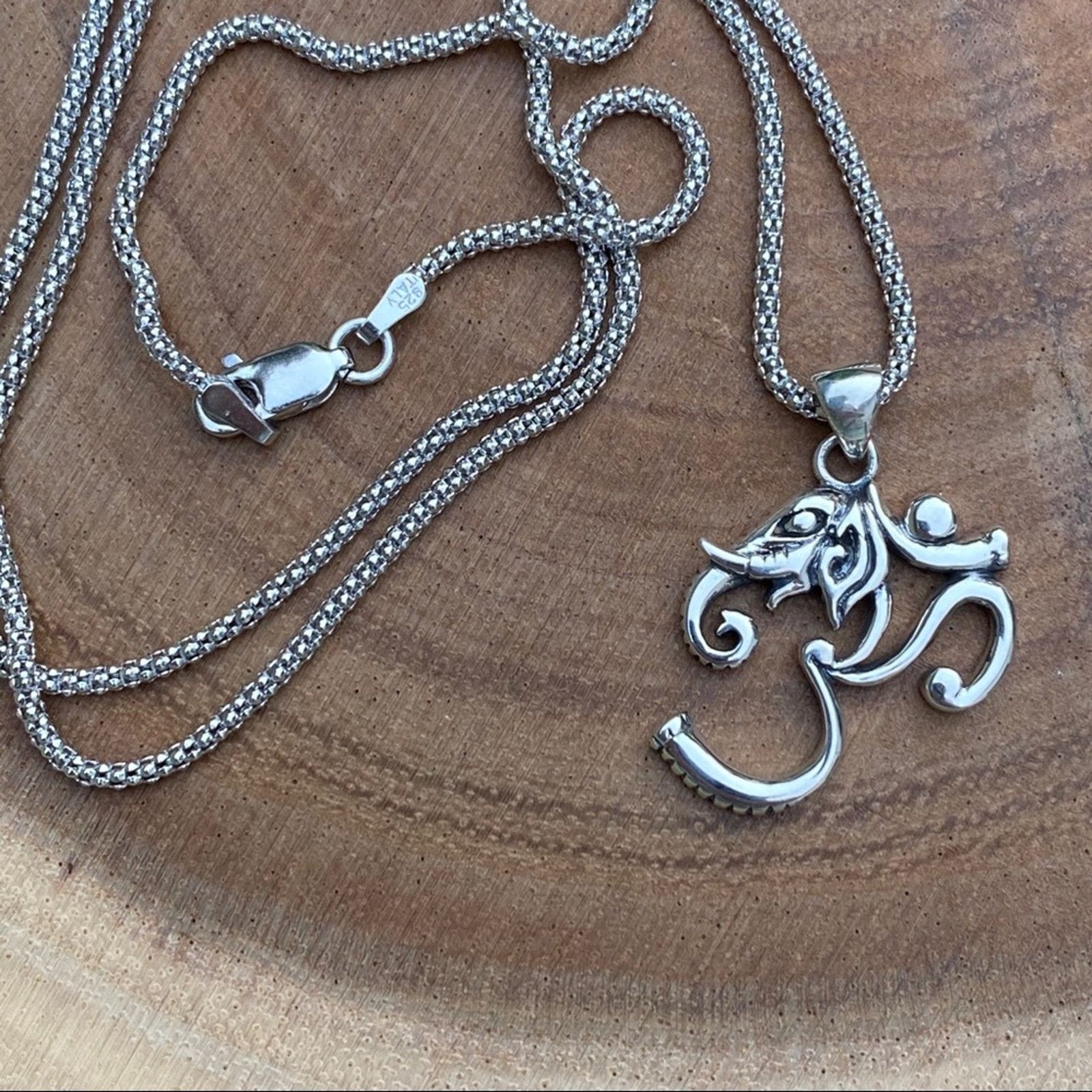 The Unbranded Brand Sterling silver Om Elephant necklace Size ONE SIZE - 5 Thumbnail