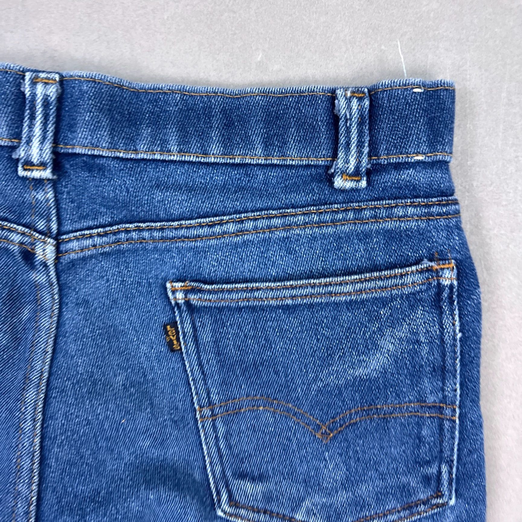 Levi's VINTAGE Levi's Jeans Mens 34x32 Blue 90s Denim Pants 547 Faded Levi's 500 Series 5-Pocket Regular Medium Wash 32in Inseam Mens Jeans Size US 34 / EU 50 - 5 Thumbnail