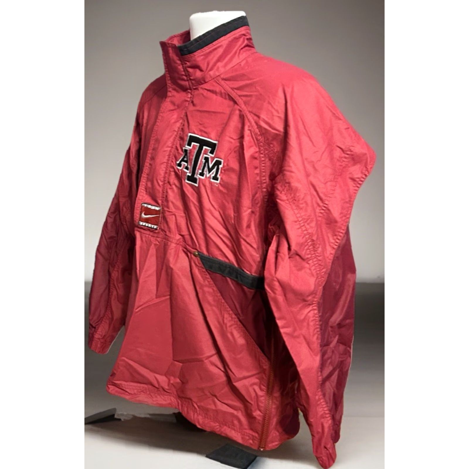 Nike VINTAGE Nike Team Texas A&M Aggies 1/4 Zip Windbreaker Jacket Adult Small Maroon Size US S / EU 44-46 / 1 - 7 Thumbnail