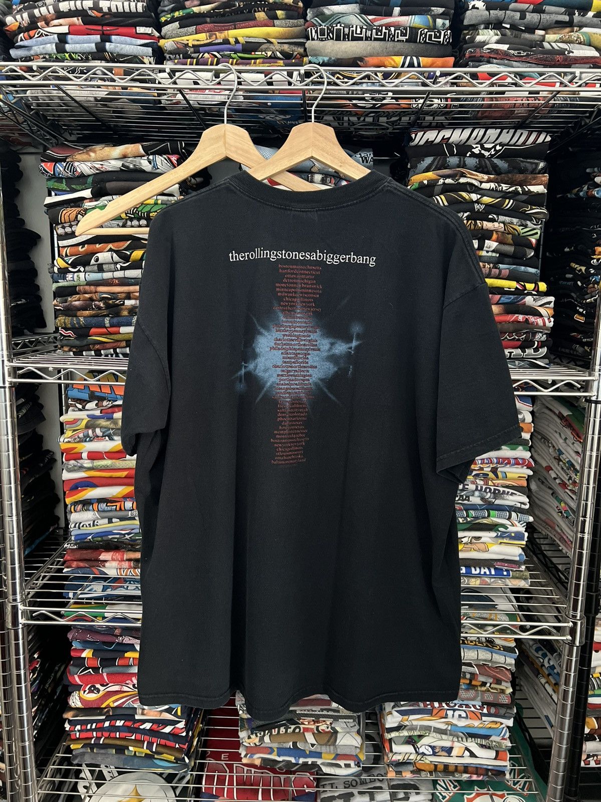 The Rolling Stones 2005 TRS A Bigger Bang Tour Band Tee Size US XL / EU 56 / 4 - 2 Thumbnail