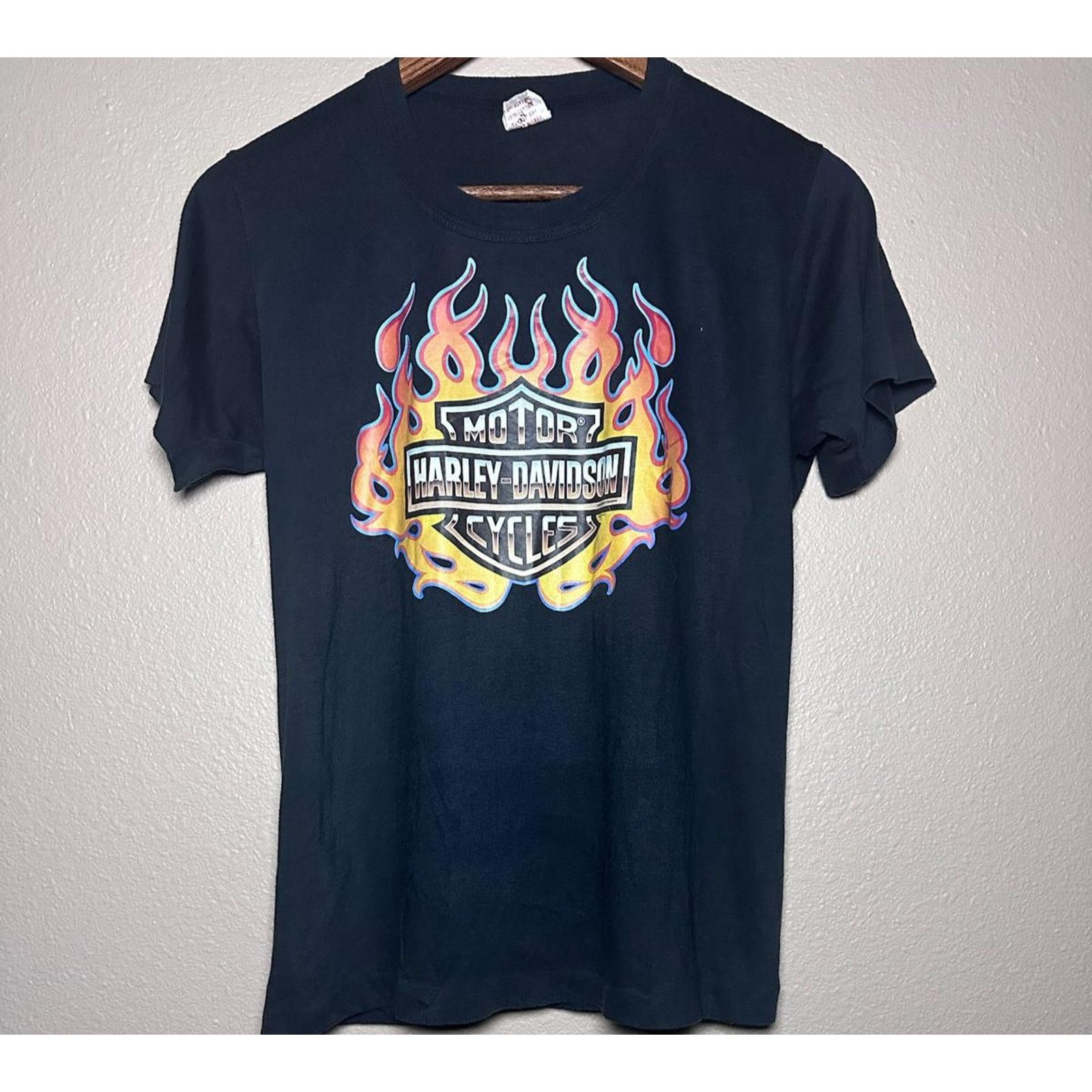 Harley Davidson 🔥 Harley-Davidson Flame Logo Tee – Size M (1982) Size US M / EU 48-50 / 2 - 1 Thumbnail