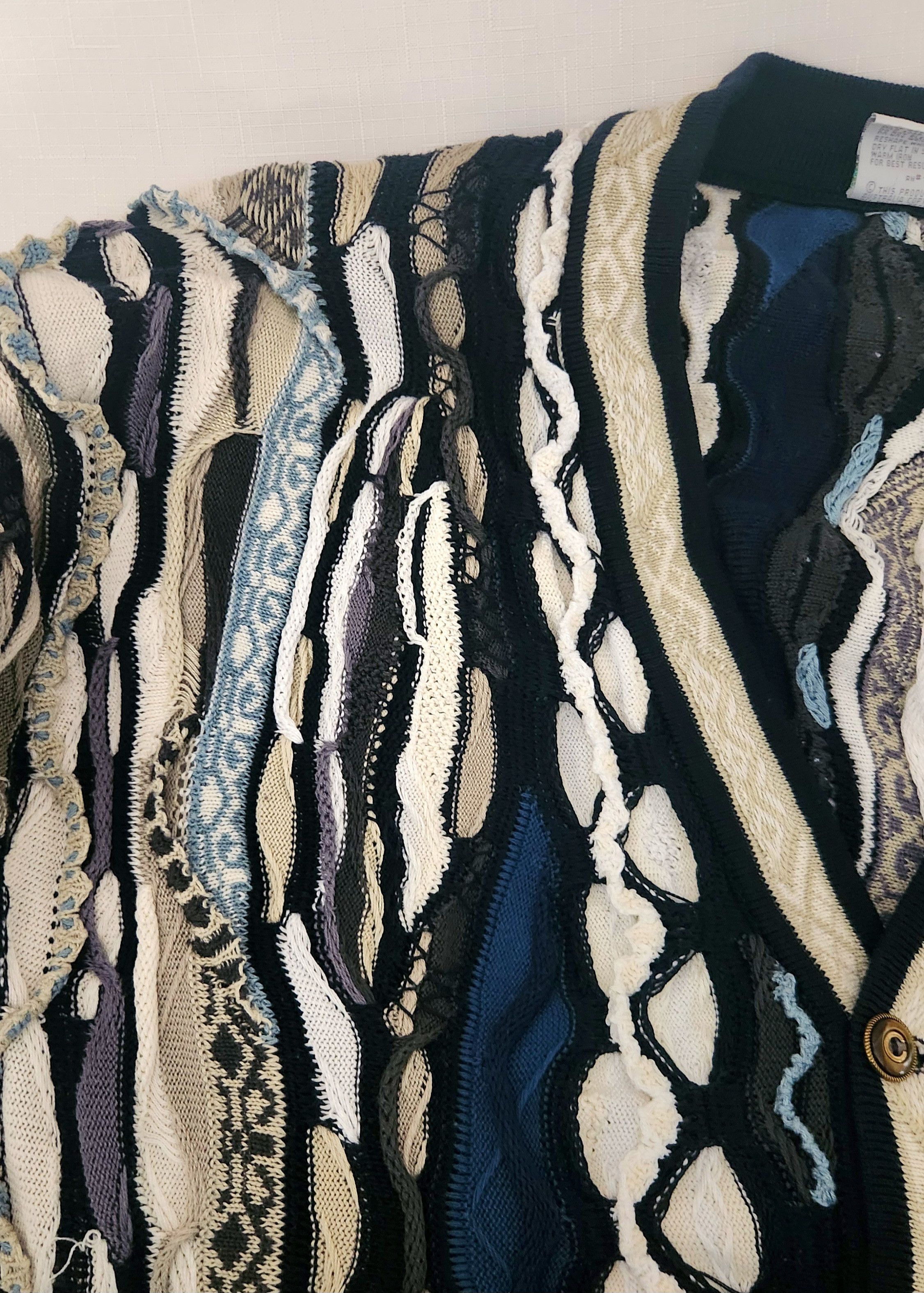 Coogi × Vintage Coogi Australia Cardigan Sweater Rare Vintage 3D dimensional Size US M / EU 48-50 / 2 - 15 Thumbnail