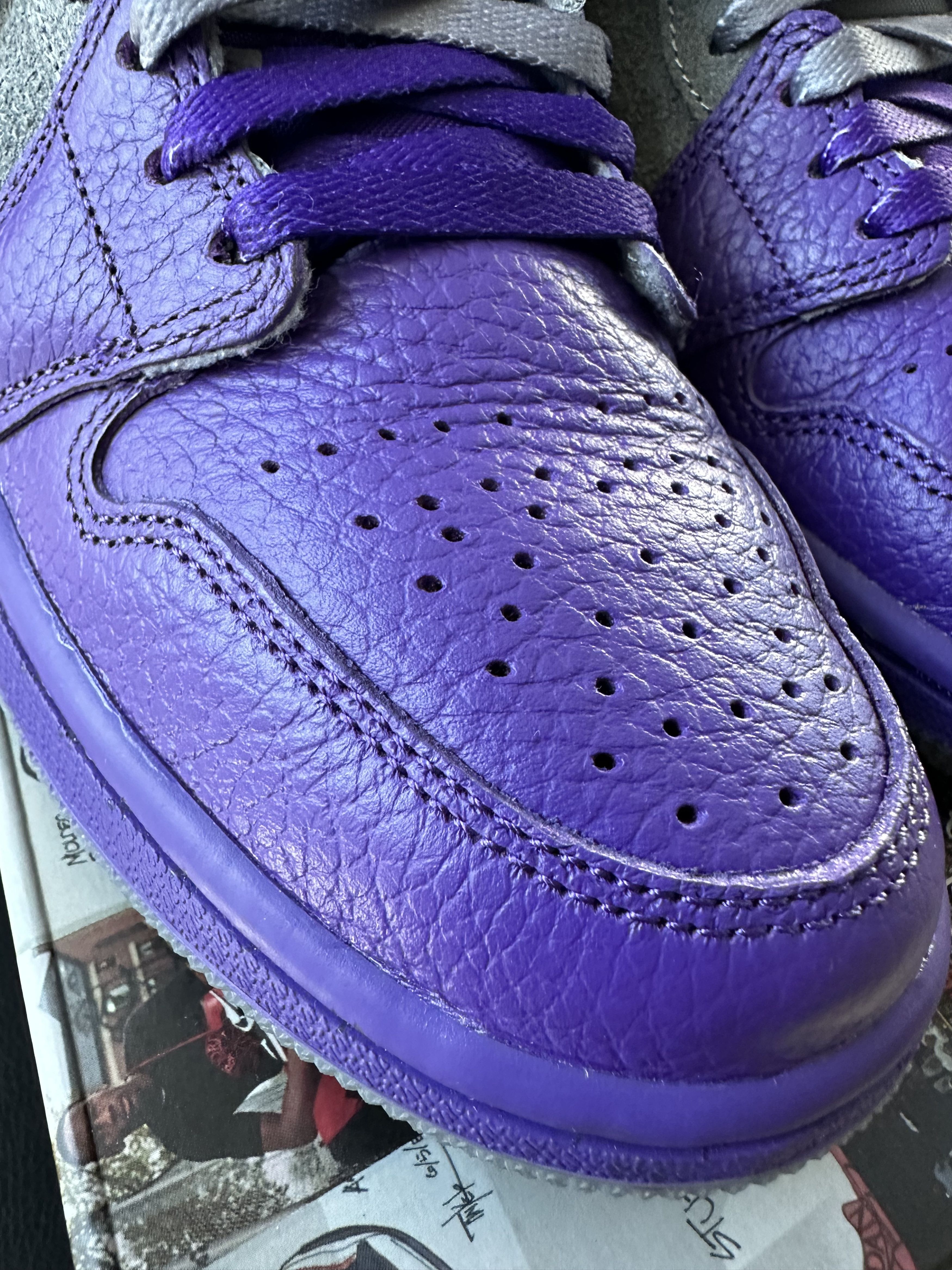 Jordan Brand × Nike PRE OWNED WMNS AIR JORDAN 1 MID SE UC "SHELIA RASHID" Size US 7.5 / IT 37.5 - 3 Thumbnail