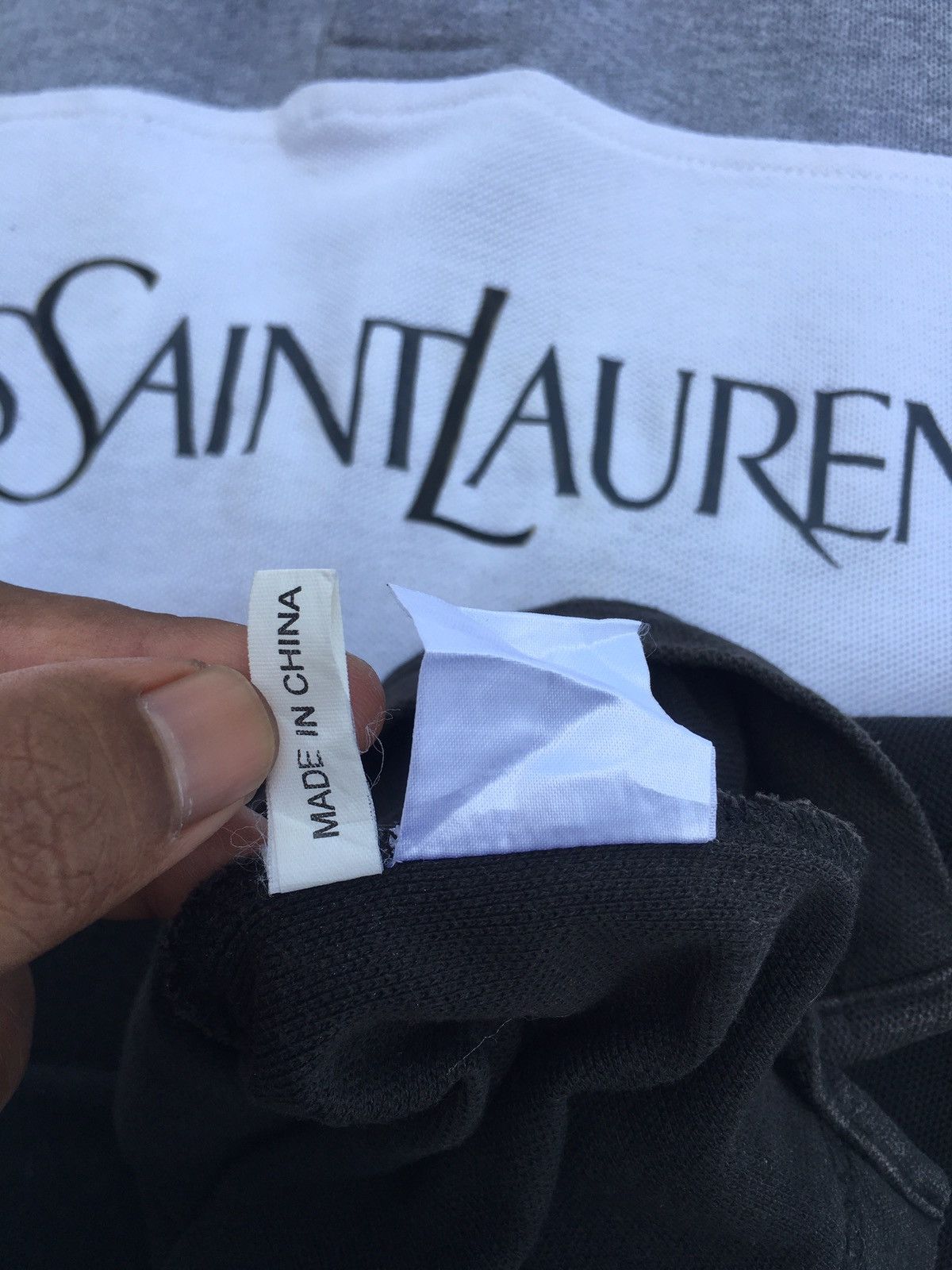 Yves Saint Laurent Rare Vintage Yves Saint Laurent Ysl Spellout Tshirt Size US L / EU 52-54 / 3 - 13 Thumbnail