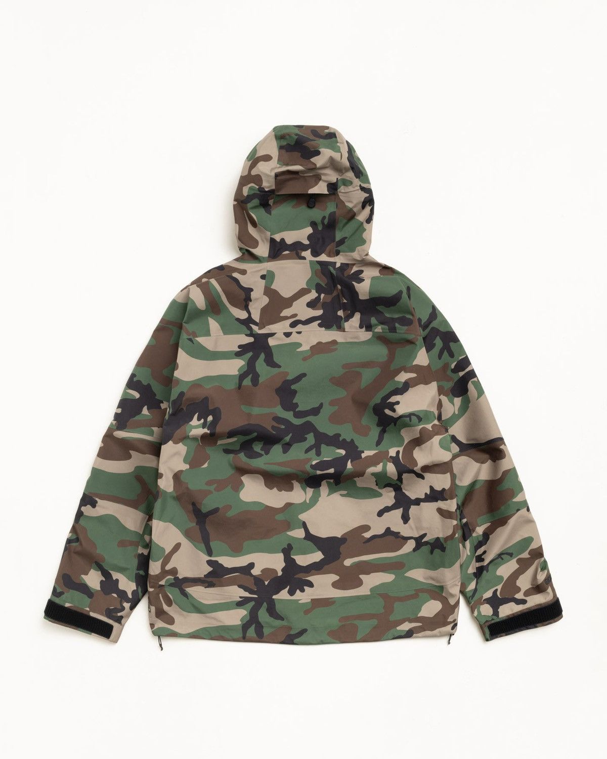 Goretex × Stussy Stussy STÜSSY GORE-TEX® GUIDE SHELL Woodland Camo Size Large Size US L / EU 52-54 / 3 - 2 Thumbnail
