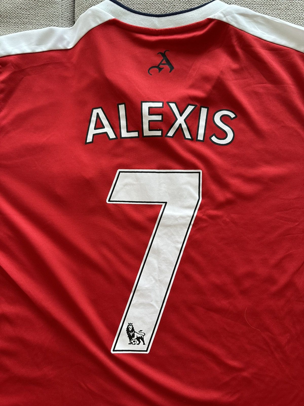 Puma Football jersey Fc Arsenal Alexis Sanchez #7 2017 Size US L / EU 52-54 / 3 - 3 Thumbnail
