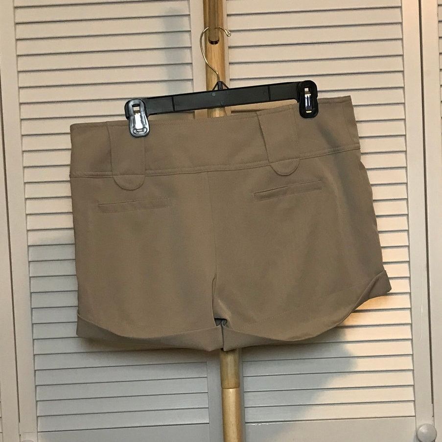 Other Rampage Stretch Mid-Rise Cuffed Hem Shorts 11 Size 36" / US 14 / IT 50 - 2 Thumbnail