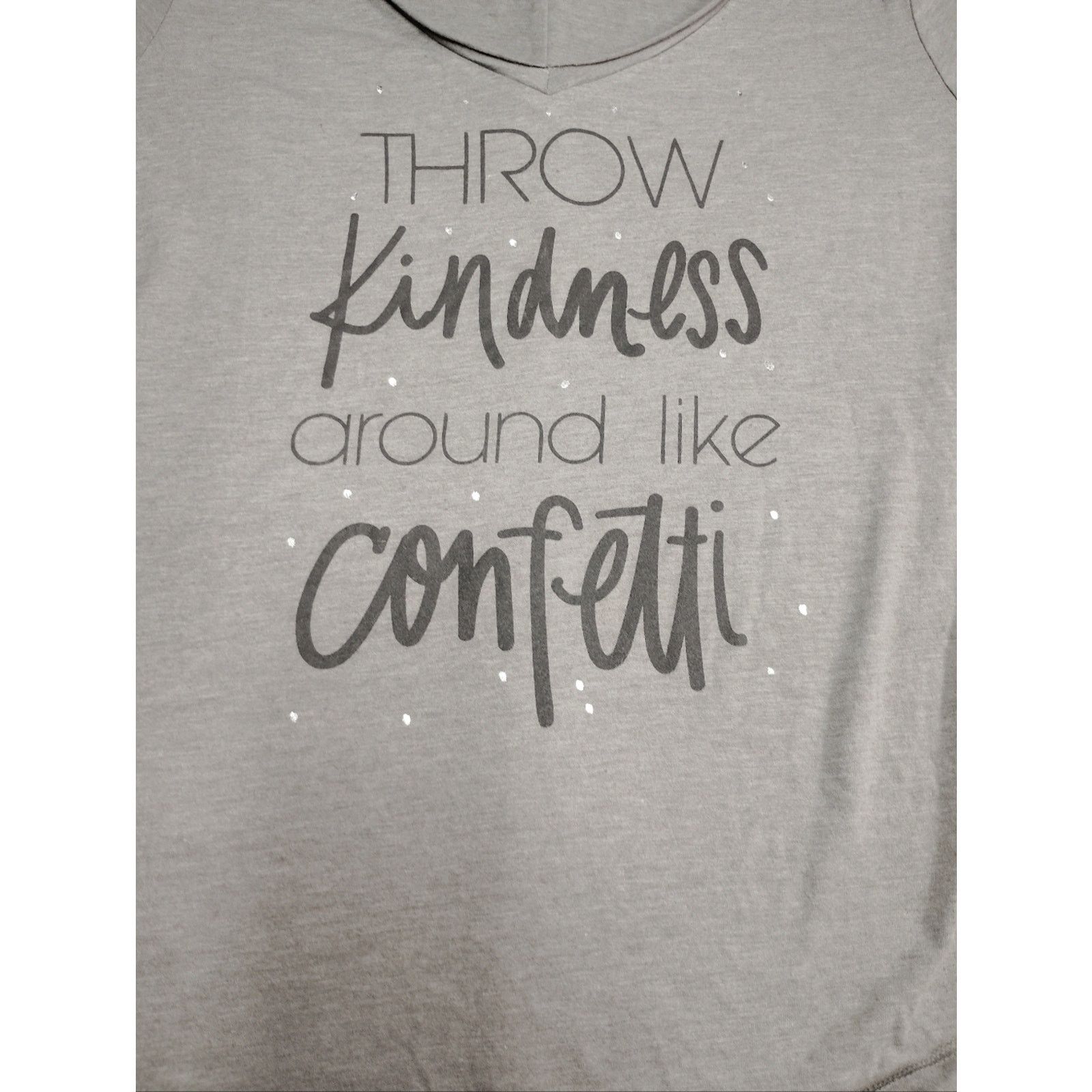 Hollister Hollister Gray V-Neck 'Throw Kindness Around Like Confetti' Size M / US 6-8 / IT 42-44 - 2 Thumbnail