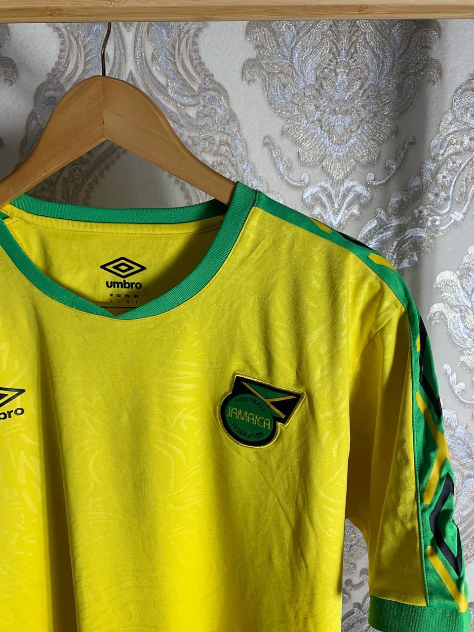 Umbro Vintage Umbro Jamaica Retro Soccer Jersey Bloke Y2K 90s Size US L / EU 52-54 / 3 - 2 Thumbnail
