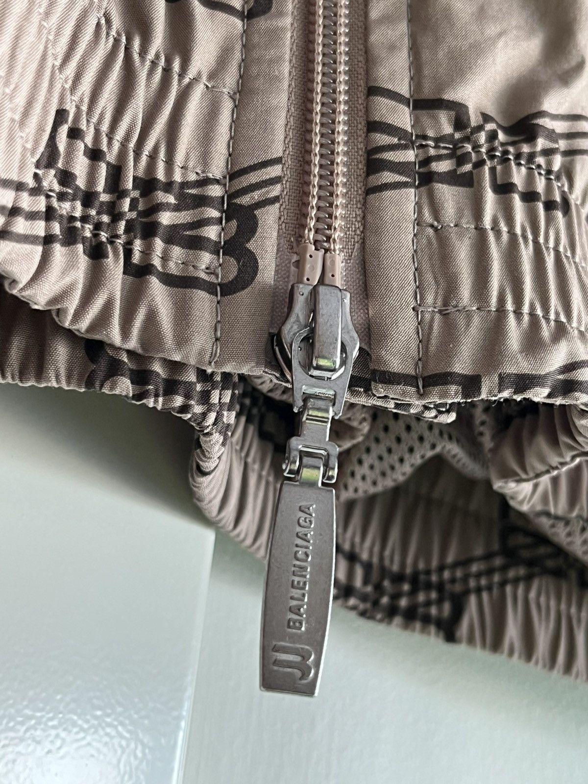 Balenciaga Super Runway Rare Brand New Balenciaga BB Monogram Jacket Size US XXL / EU 58 / 5 - 20 Thumbnail