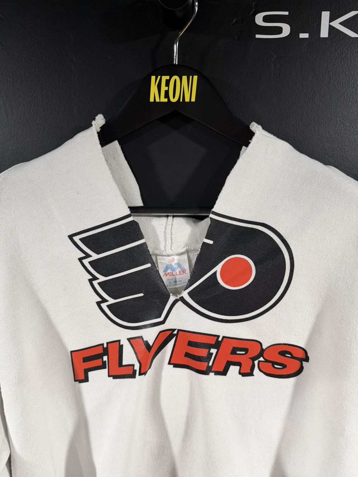 Vintage 1990s Vintage Philadelphia Flyers Cropped Grunge Hoodie XL Size US XL / EU 56 / 4 - 2 Thumbnail