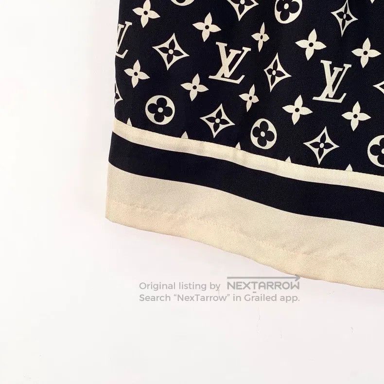Louis Vuitton Louis Vuitton 22 black logo print full print mulberry silk Size US 40 / EU 56 - 4 Thumbnail