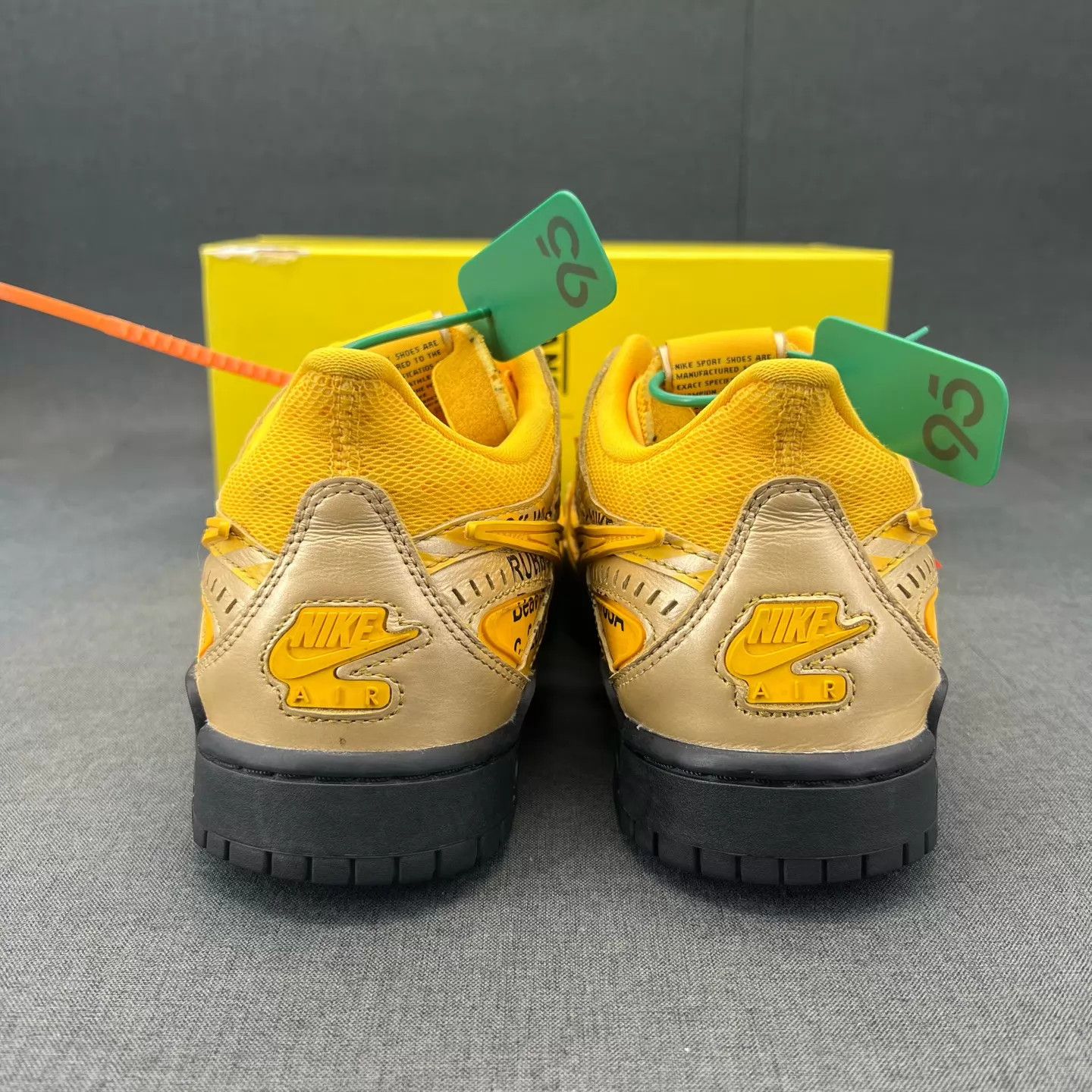 Nike OW Dunk Black Gold 45 99 New 1-2 Worn Size US 12 / EU 45 - 7 Thumbnail