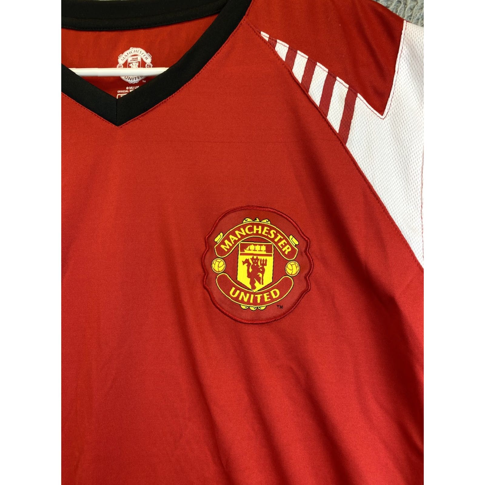Vintage Manchester United Official red white football shirt - size L / 93-56 Size US L / EU 52-54 / 3 - 2 Thumbnail