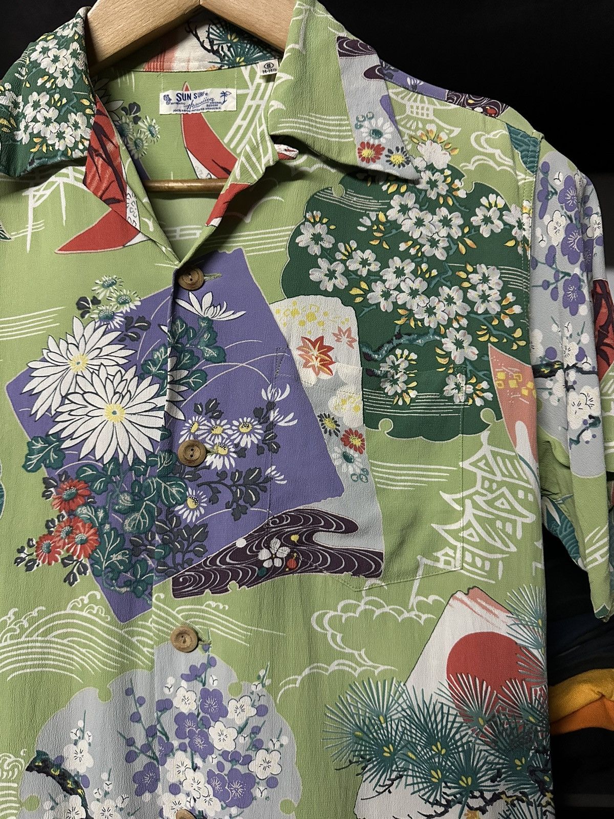 Sun Surf Vintage Sun Surf Hawaiian Japan Rayon Crape Button Ups Tee Size US M / EU 48-50 / 2 - 4 Thumbnail