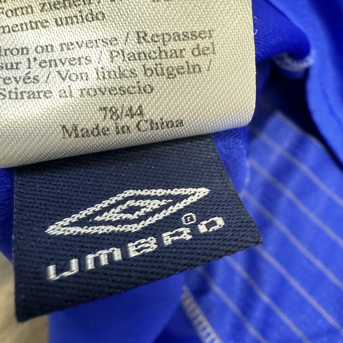 Umbro Chelsea 05/06 home shirt #10 J.Cole Size US L / EU 52-54 / 3 - 10 Thumbnail