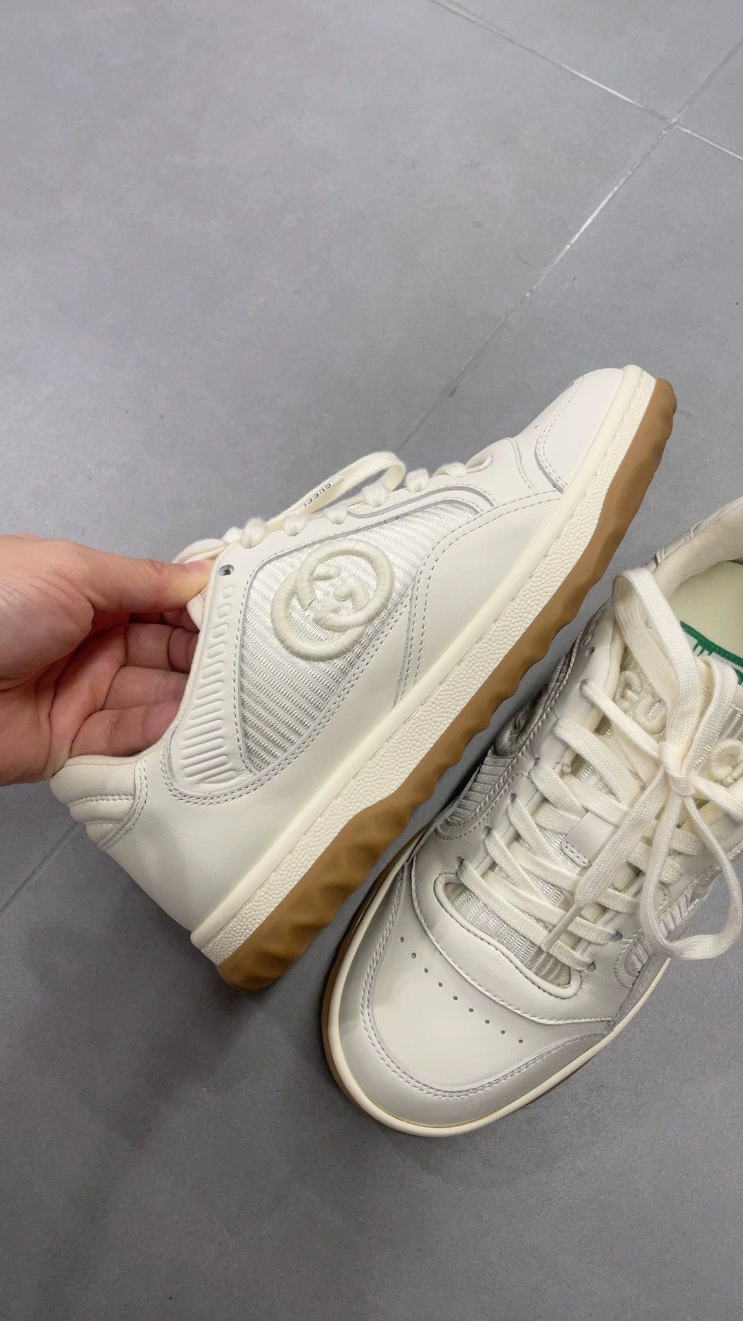 Gucci gucci white sneakers with classic double G logo Size US 5.5 / EU 38 - 5 Thumbnail