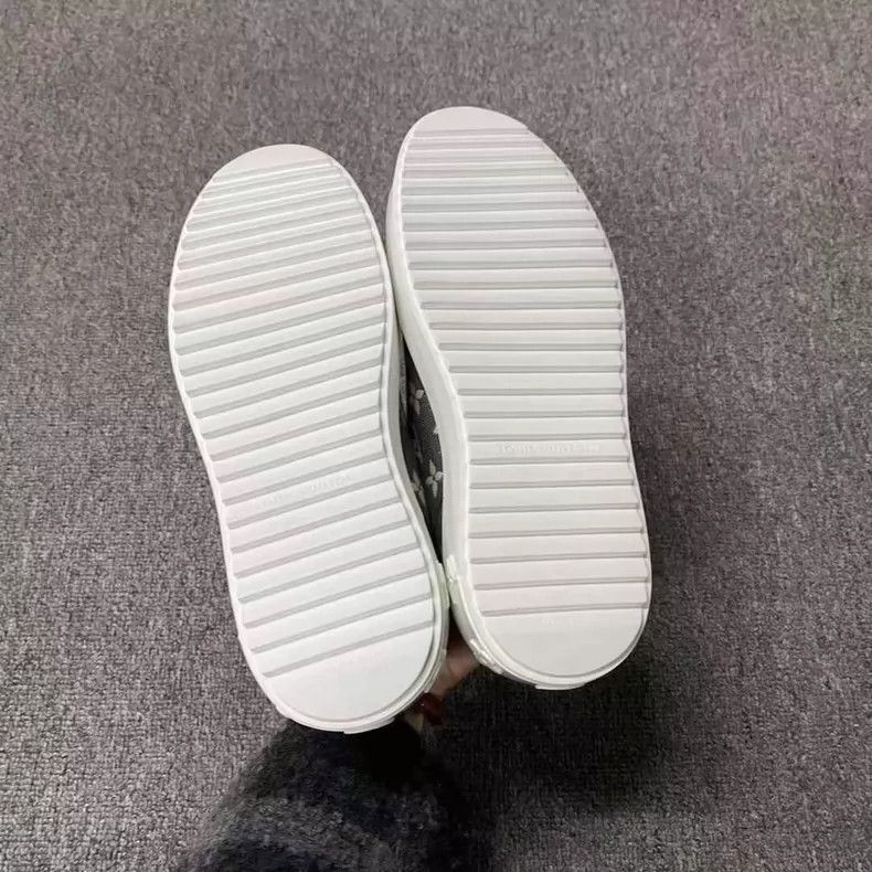 Louis Vuitton Louis Vuitton Black and white presbyopic printed platform Size US 5.5 / IT 35.5 - 6 Thumbnail
