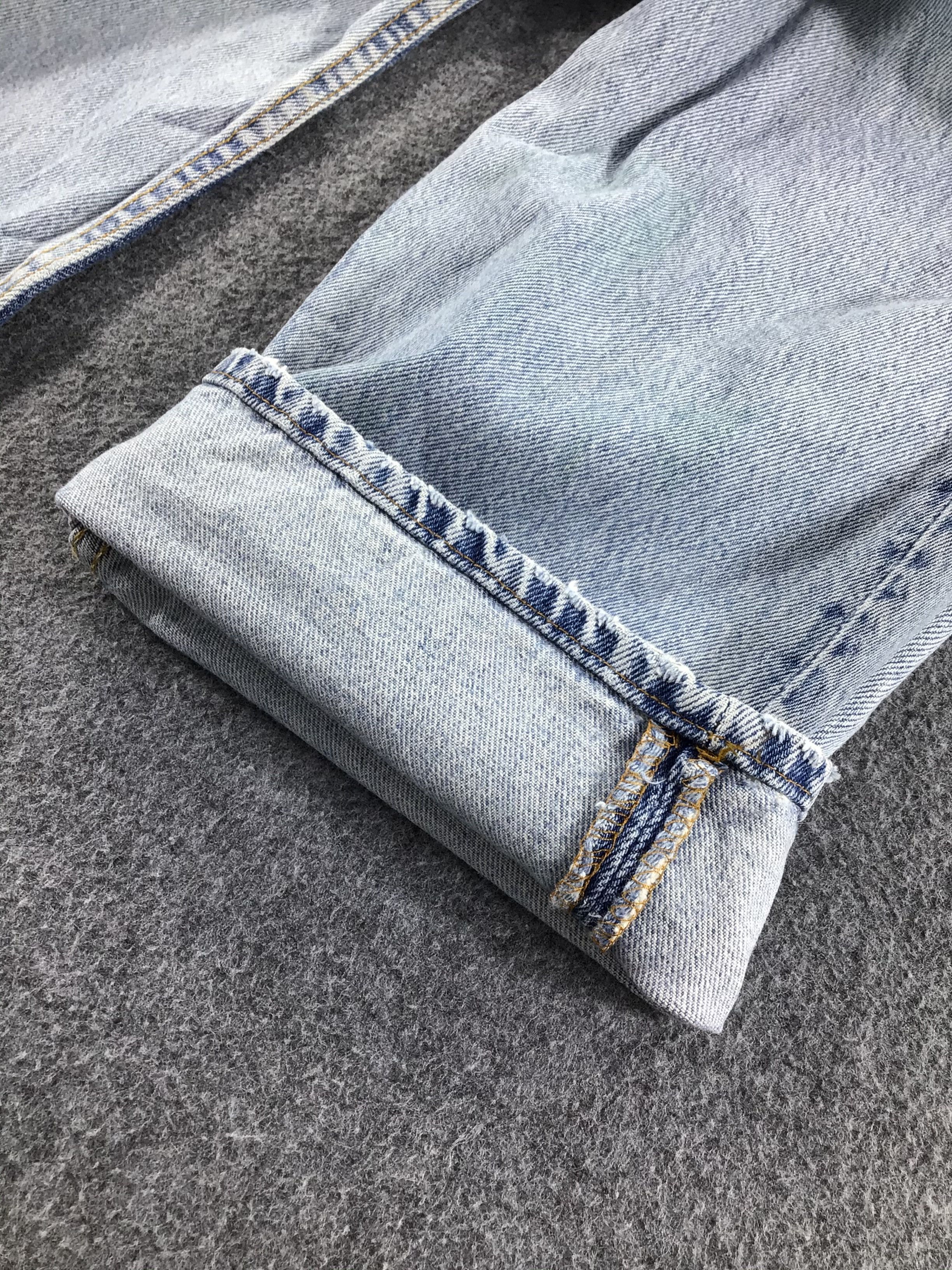 Levi's Vintage 90s Levis 501 Jeans Stone Washed Denim -J431 Size US 33 - 7 Thumbnail