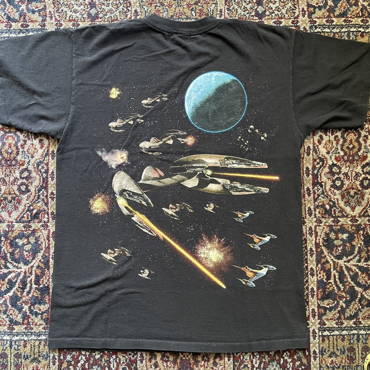 Vintage Vintage Distressed Star Wars Episode I Tshirt Tee 90s size L Size US L / EU 52-54 / 3 - 5 Thumbnail