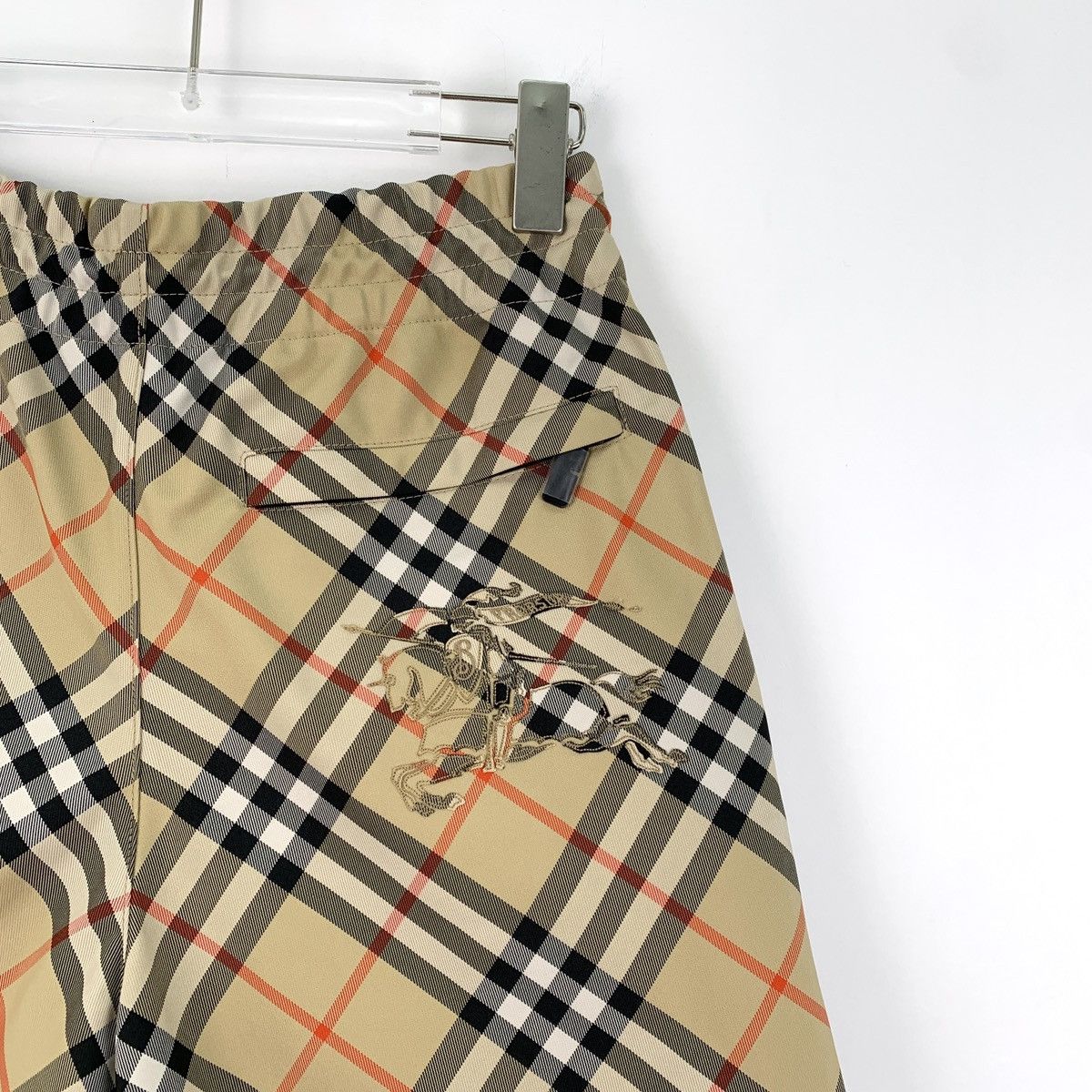 Burberry Burberry Bbr Brown Classic Tartan Design Casual Shorts Size 25" / US 0 / IT 36 - 5 Thumbnail