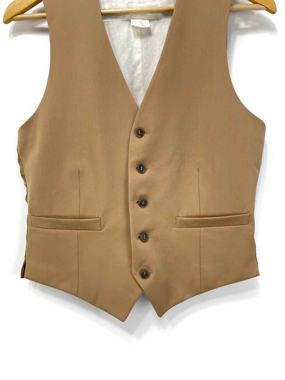 H&M × Maison Margiela Maison Martin Margiela x H&M Tan Wool Vest – Size 46 Size L / US 10 / IT 46 - 6 Thumbnail