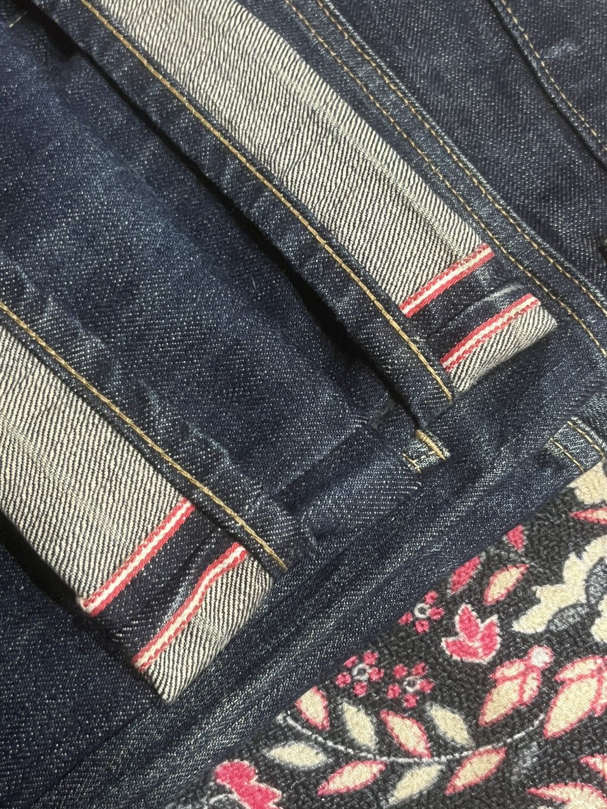 Takeo Kikuchi Vintage Takeo Kikuchi Dark Blue Faded Washed Selvedge Jeans Size US 32 / EU 48 - 13 Thumbnail