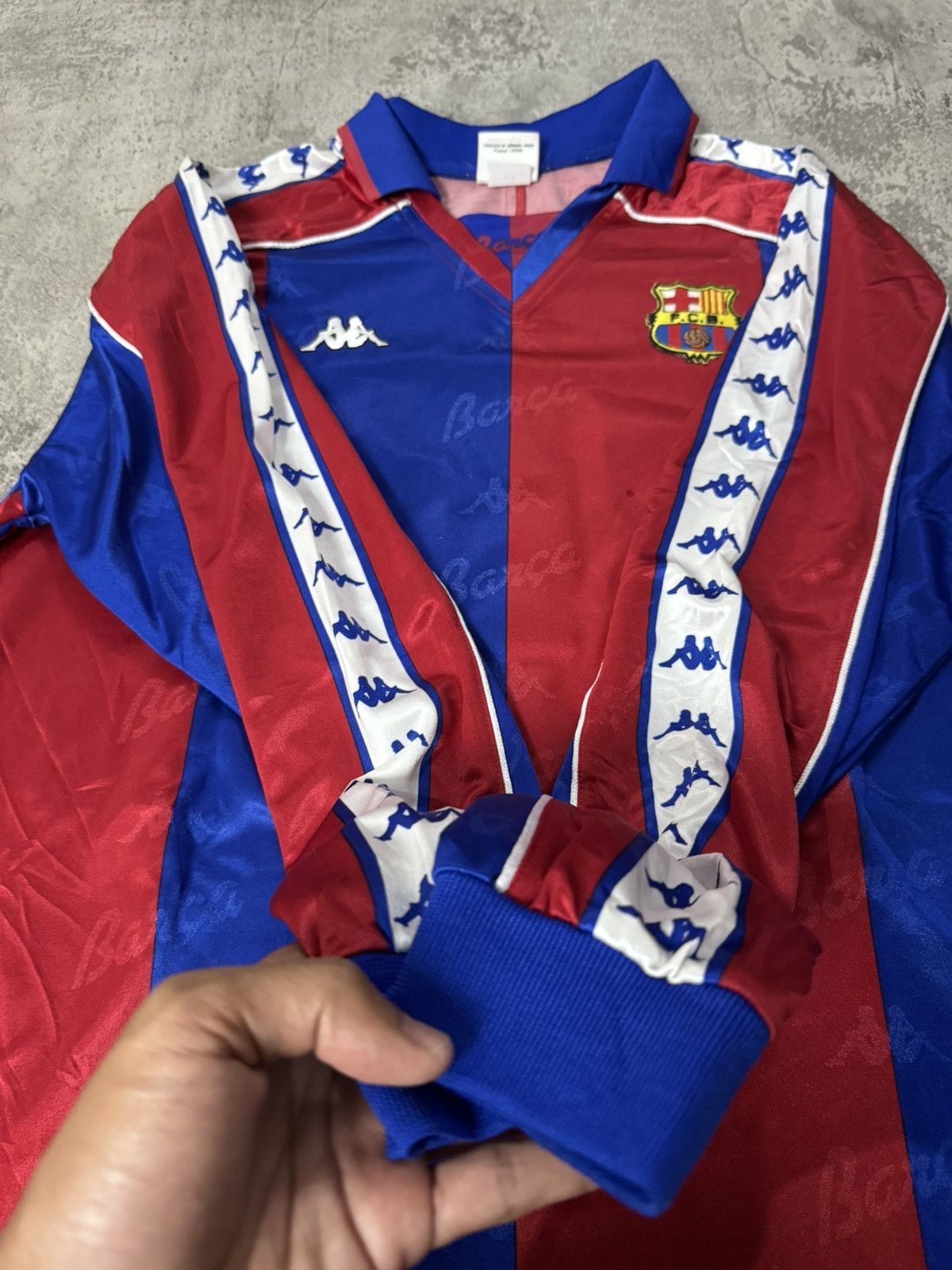 Kappa VINTAGE KAPPA FC BARCELONA 1992-1995 HOME LONGSLEEVE JERSEY Size US L / EU 52-54 / 3 - 4 Thumbnail