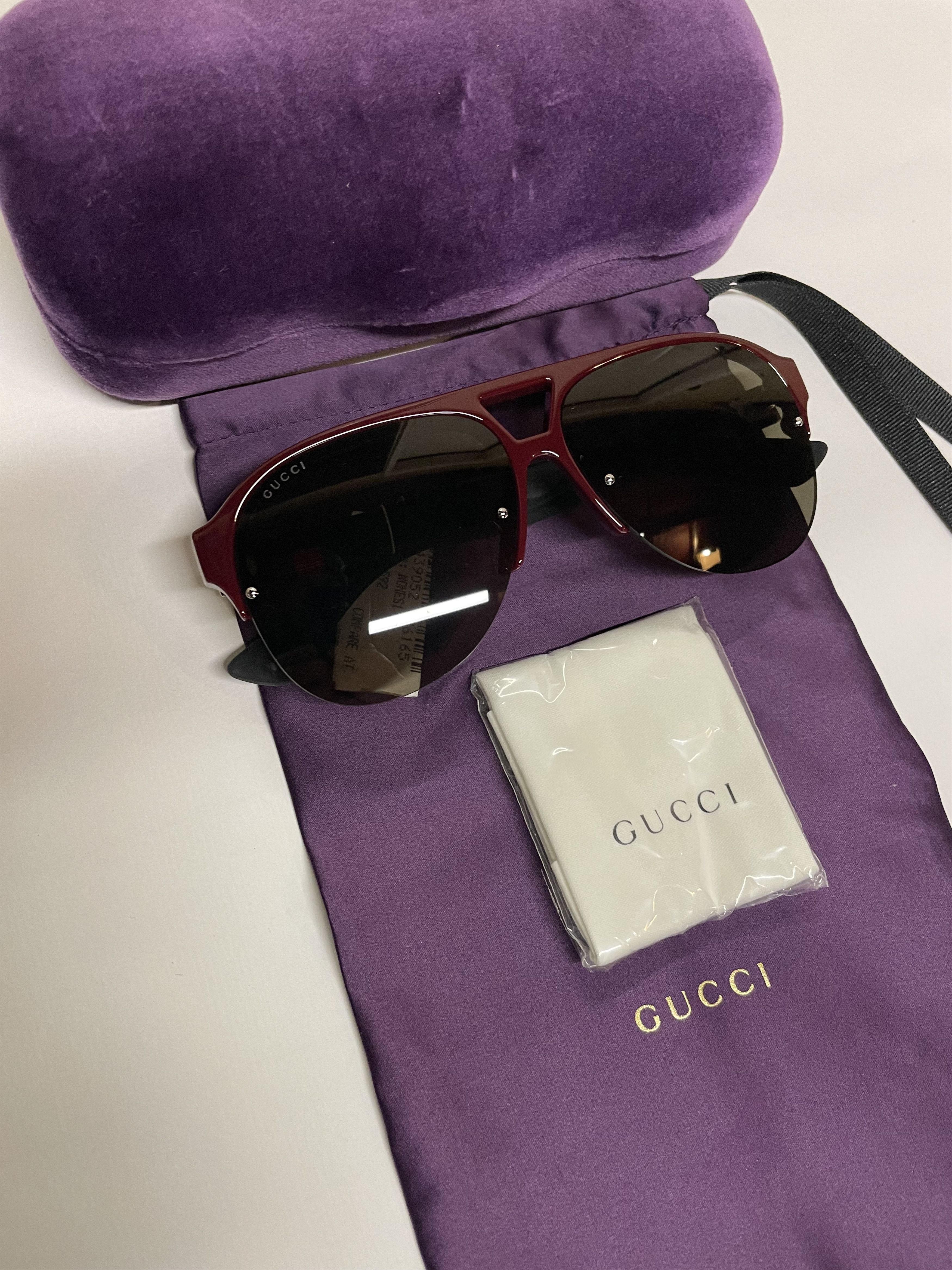 Gucci Gucci GG0170S 004 Cherry/Black Lens Pilot Unisex Sunglasses Size ONE SIZE - 5 Thumbnail