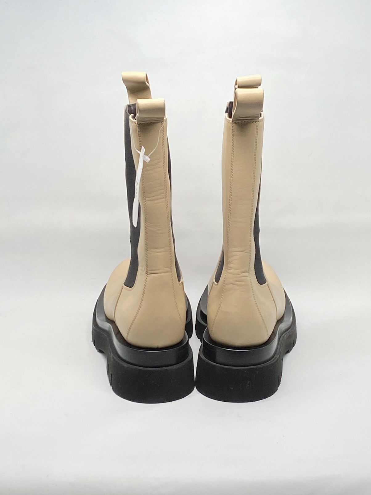 Bottega Veneta Bottega Veneta Lug Sole Leather Chelsea Boots size 36.5 Size US 6.5 / IT 36.5 - 6 Thumbnail